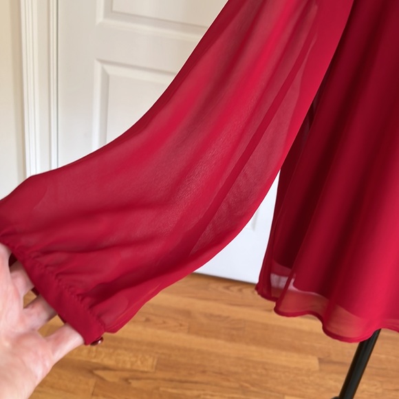 Chiffon long sleeve blouse with attached under shell - Picture 3 of 8